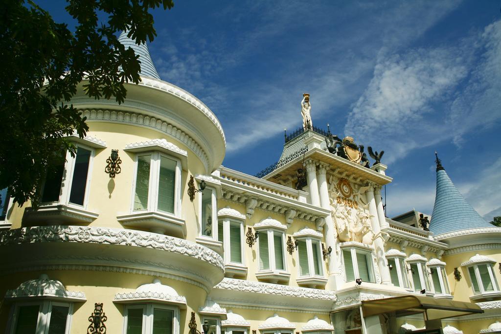 Lincoln Hotel Tainan Eksteriør billede