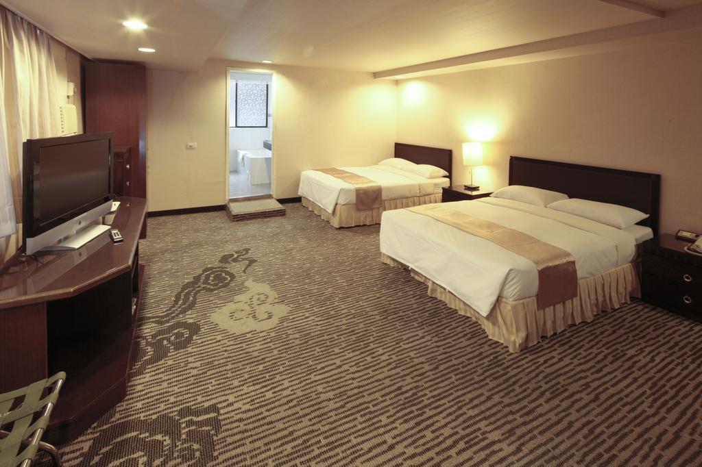 Lincoln Hotel Tainan Eksteriør billede
