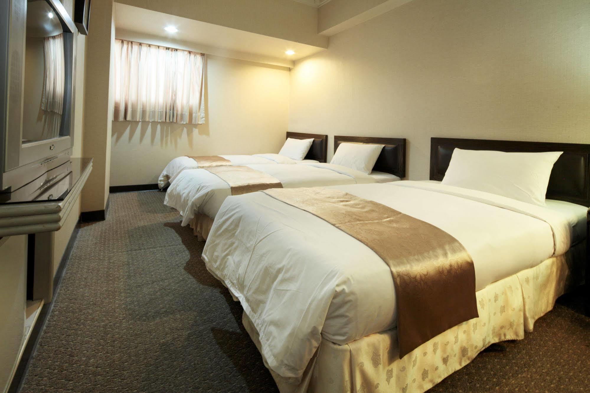 Lincoln Hotel Tainan Eksteriør billede