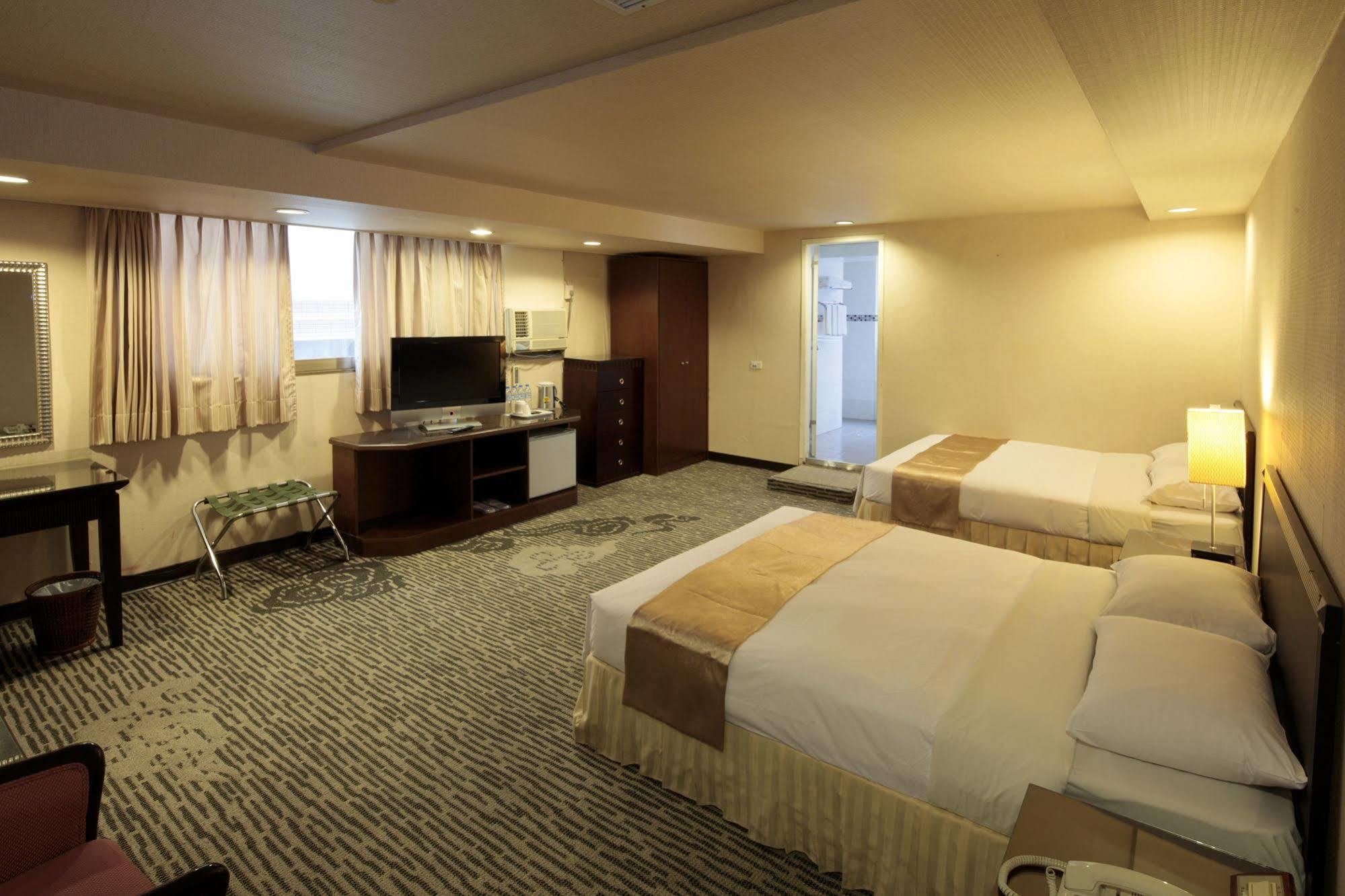 Lincoln Hotel Tainan Eksteriør billede