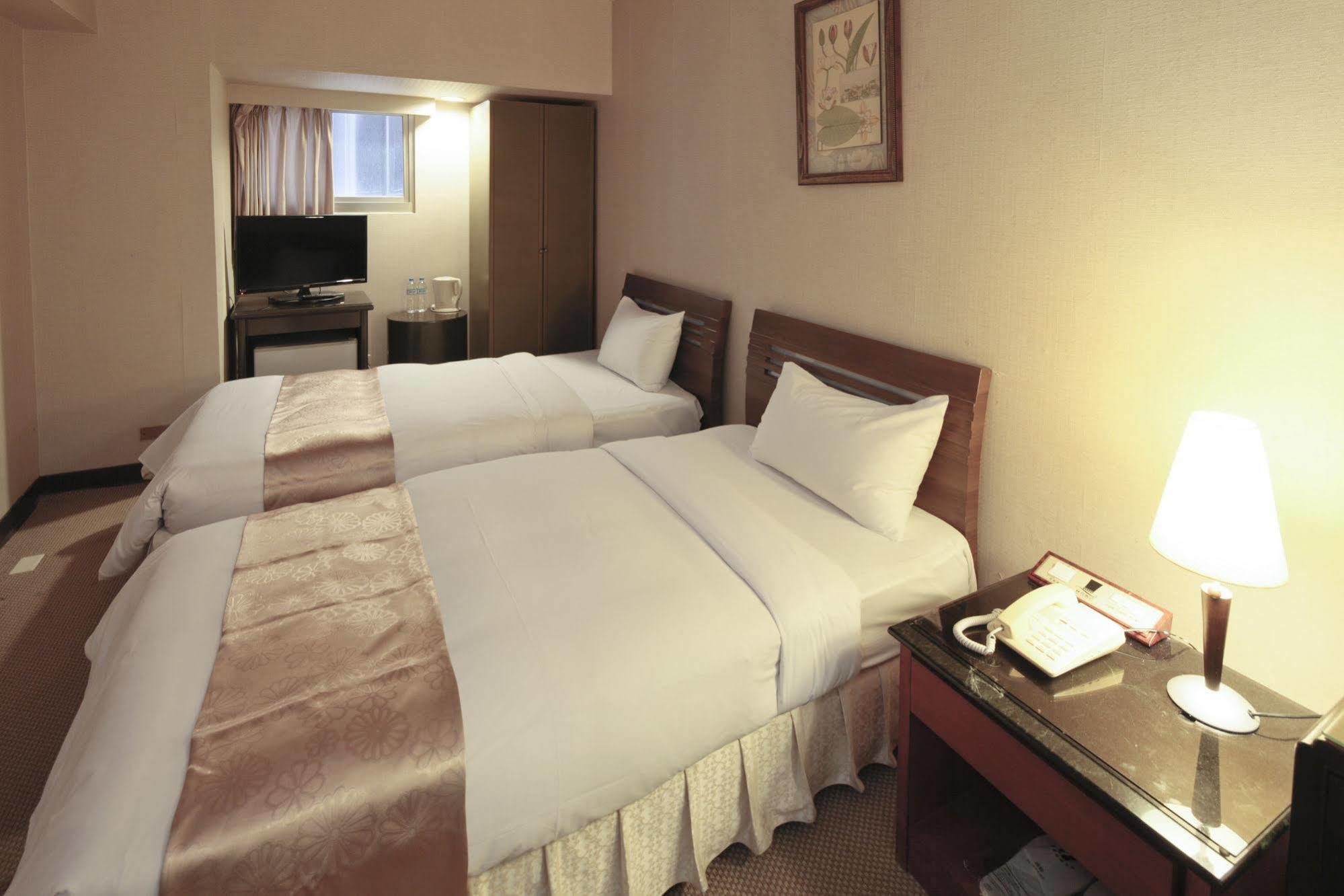 Lincoln Hotel Tainan Eksteriør billede